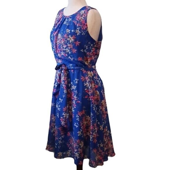JH Blue Floral Pattern Sleeveless High Pleated Neck Dress Size 14 - Picture 4 of 10